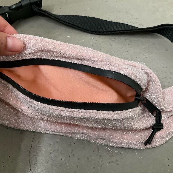 Triangl Swimwear Belt Bag - Picture 2 of 4